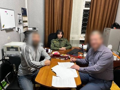 В Ершове мужчине предъявлено обвинение в причинении травм сотруднику государственного учреждения